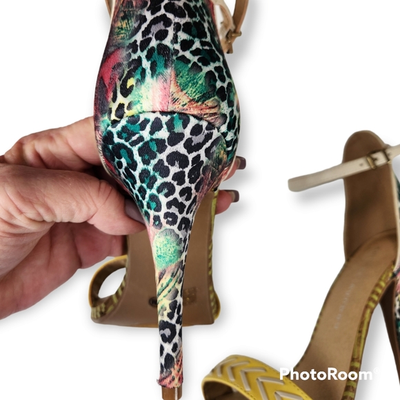 Chinese Laundry Leopard print Stillettos size 10 - Picture 15 of 16